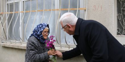 Ergene Belediye Bakan Rasim Yksel Anneler Gnn Kutlad