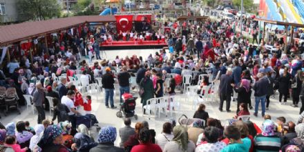 Ergene´de 23 Nisan ocuk enlii Byk Bir Festivale Dnt