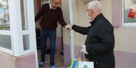 Bakan Yksel Ula ve Misinli Mahallelerinde Kap Kap Gezerek Maske Datt