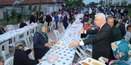 Vakflar Mahallemizde Halkmz le Birlikte Oru Atk