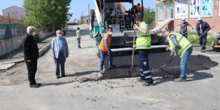 Salk Mahallesi 9.uncu Sokakta Asfalt almalar Balad