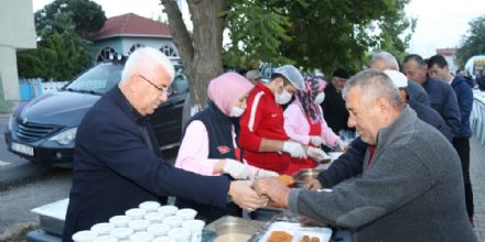 Sevgi Sofralar Krkgz Mahallesinde Kuruldu