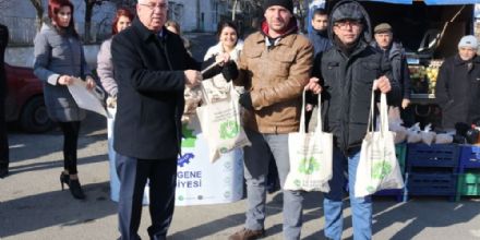 Bakanmz Rasim Yksel Bez Torba Datmaya Devam Ediyor