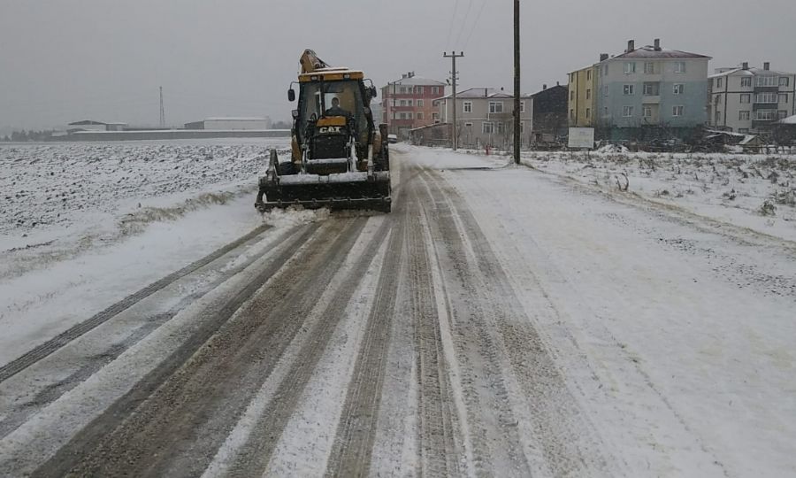 Ergene Belediyesi Karda Vatandan Madur Etmedi