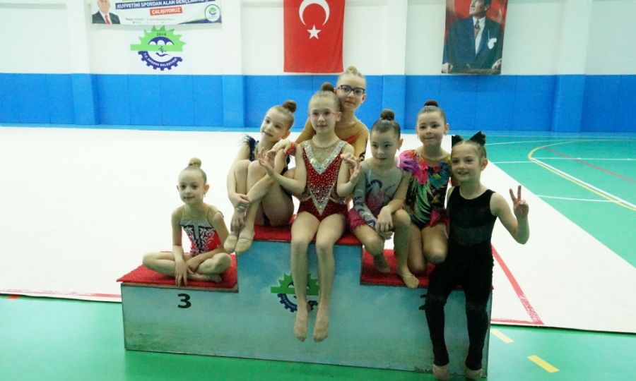 Ergene Belediyesi Ritmik Cimnastik Tekirda l Birincilii Yarmasna Ev Sahiplii Yapt