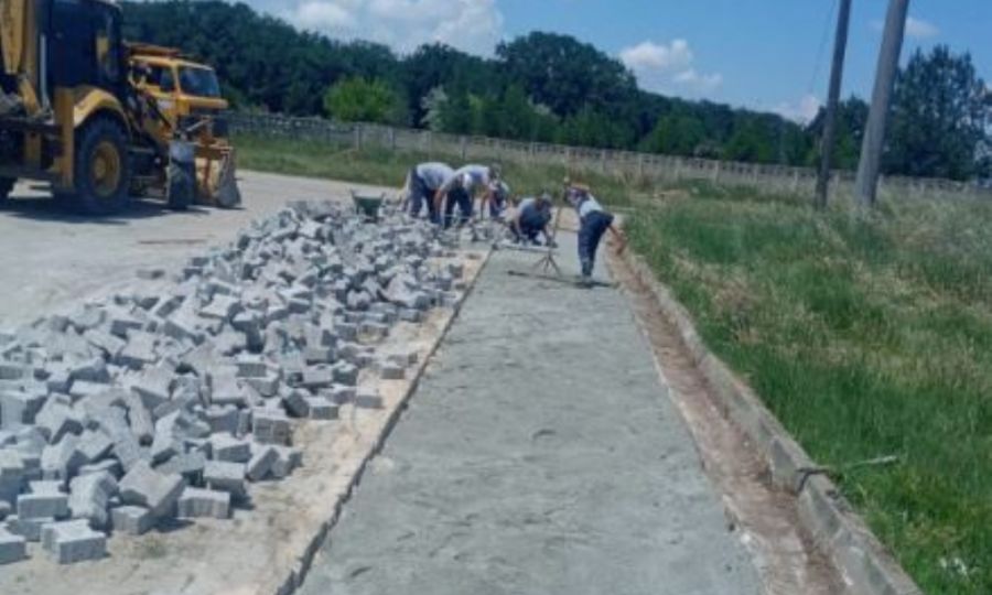 Ergenede Kilit Parke Ta ve Kaldrm almalar Devam Ediyor