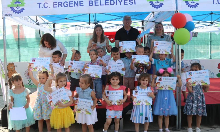 Beren Bebek ocuk Akademisi lk Mezunlarn Verdi