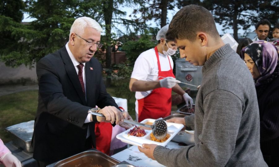 Ergene Belediyesi 24.050 Vatandan ftar Sofralarnda Konuk Etti