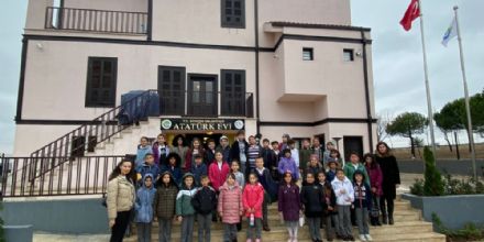 Ergene Belediyesi Atatürk Evi’ne öğrencilerden ziyaret